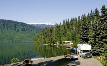 What is the Cheapest Day to Book a Flight